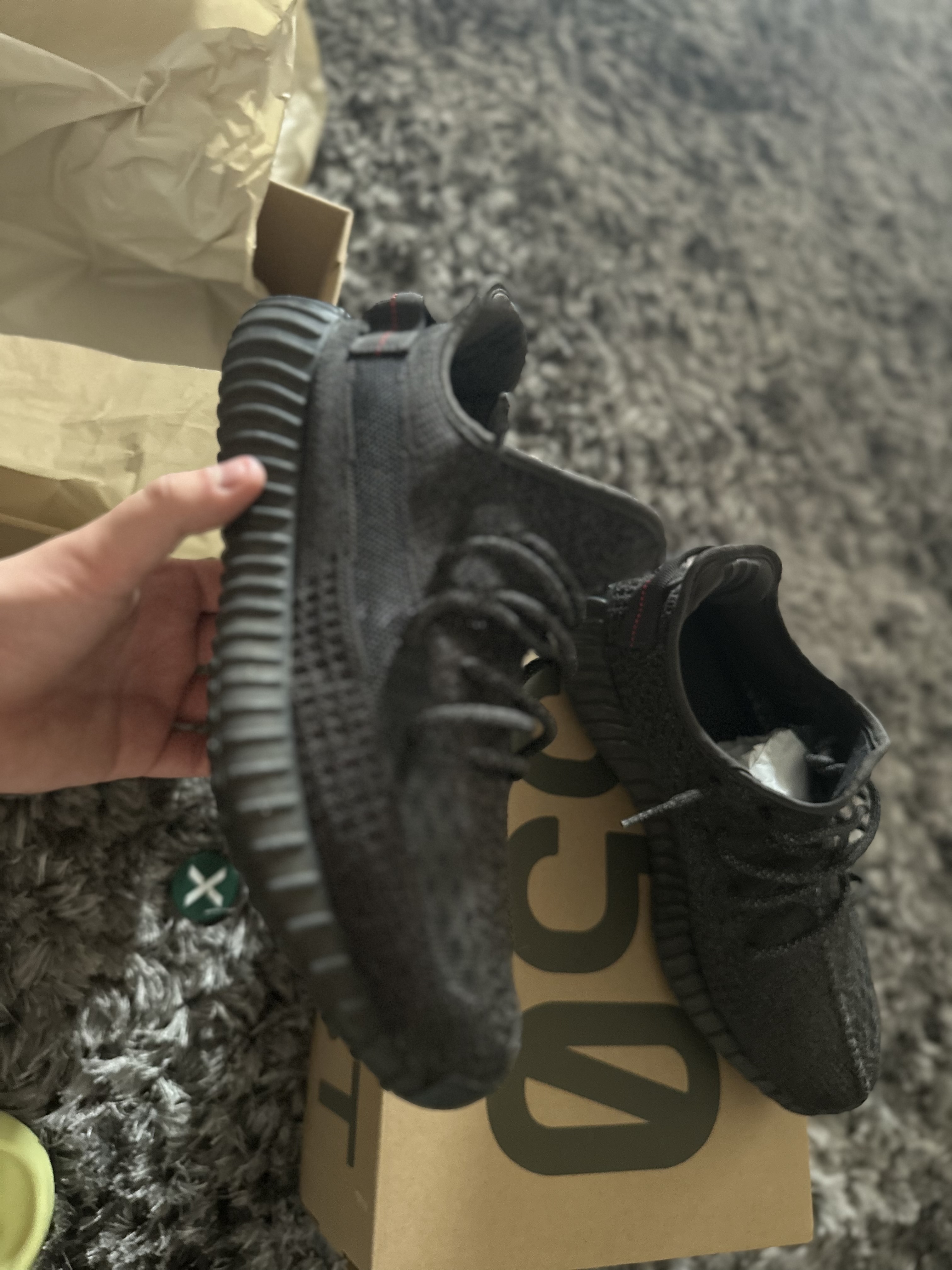 350 static black