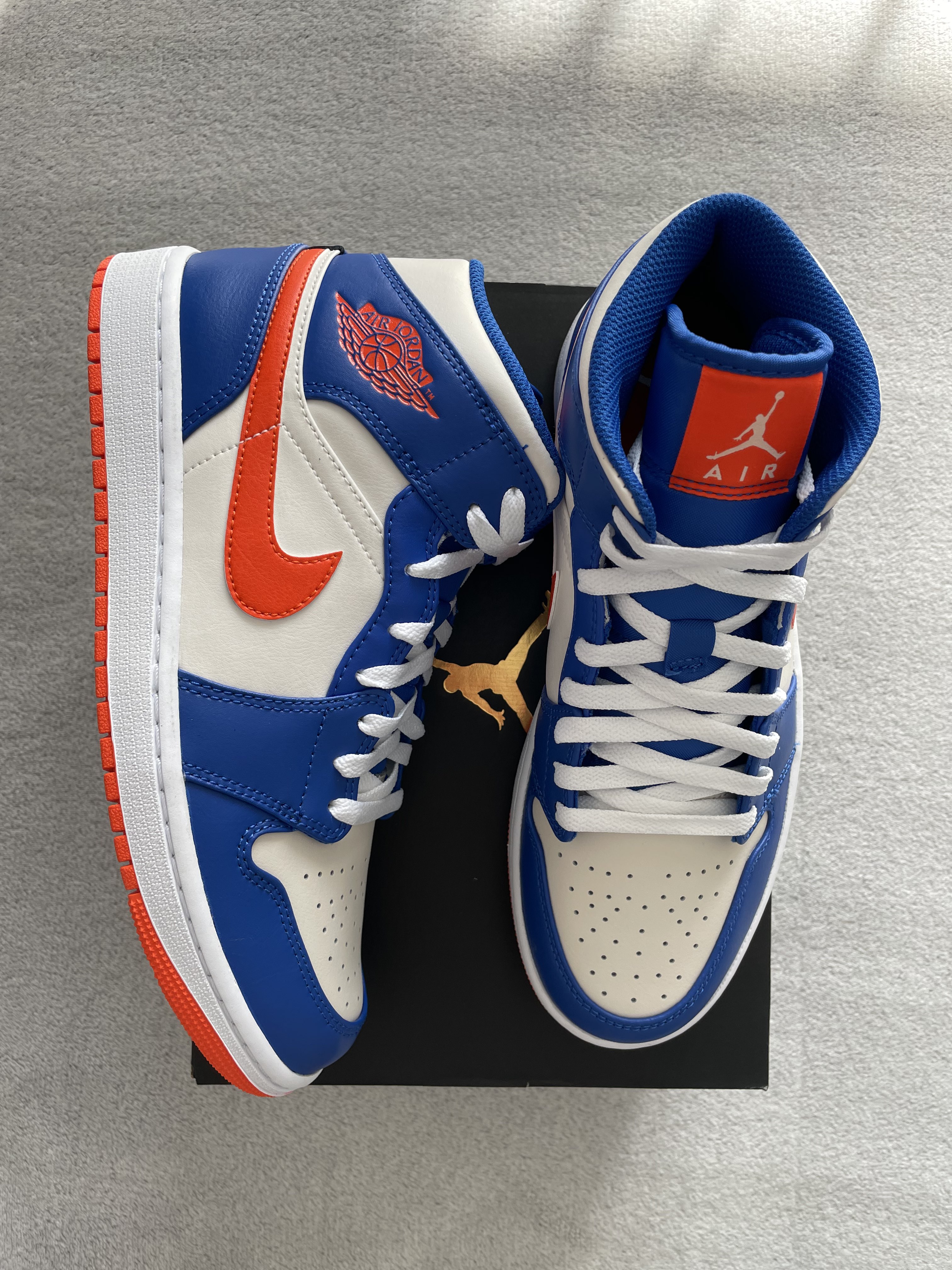aj1 game royal mid