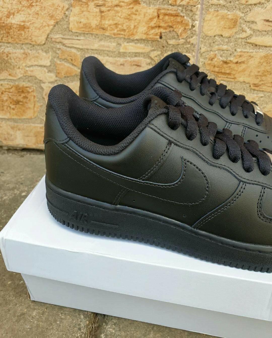 air force 1 triple black